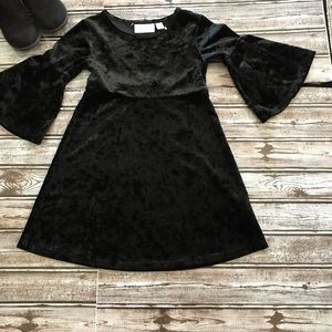 Children’s Place Black Velvet Bell Sleeve Dress 4